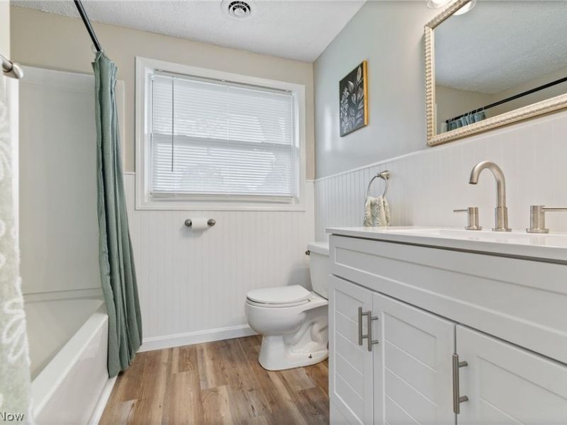 7660 Lakefield Street, Louisville, OH 44641 Photo 19