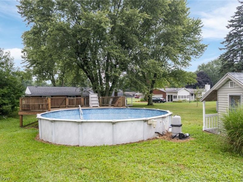 7660 Lakefield Street, Louisville, OH 44641 Photo 29