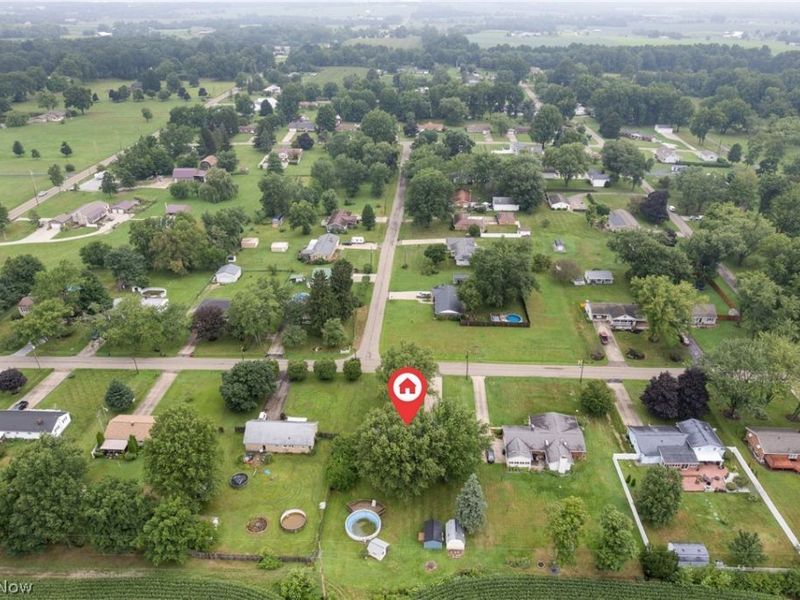 7660 Lakefield Street, Louisville, OH 44641 Photo 32