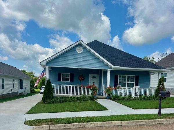 942 Stratford Ave, Sweetwater, TN 37874