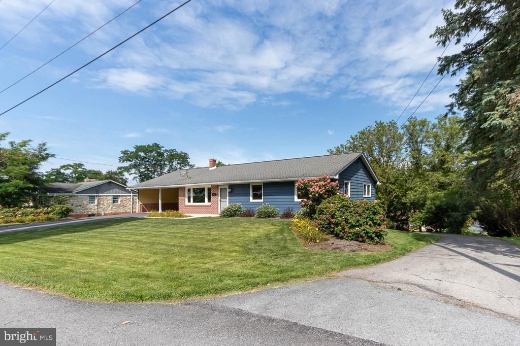131 BUTTERNUT STREET, PINE GROVE MILLS, PA 16868