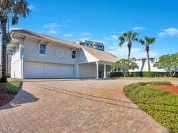 2117 Ocean Drive, New Smyrna Beach, FL 32169