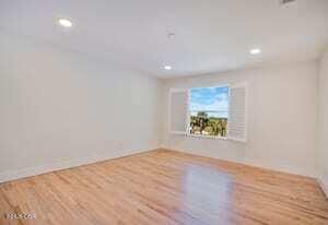 2117 Ocean Drive, New Smyrna Beach, FL 32169 Photo