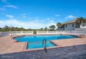 2117 Ocean Drive, New Smyrna Beach, FL 32169 Photo