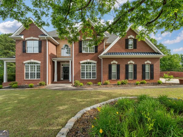 112 Turnberry Circle, Carrollton, GA 30116