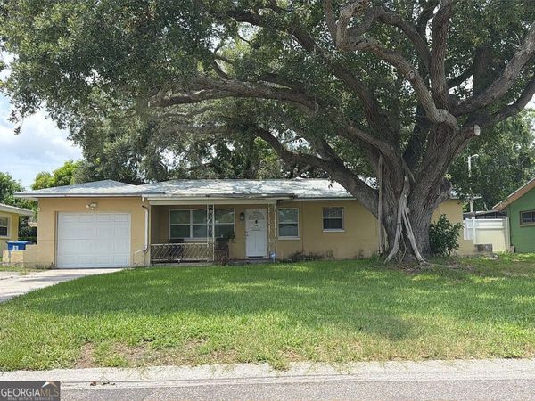 771 55th Avenue S, Saint Petersburg, FL 33705