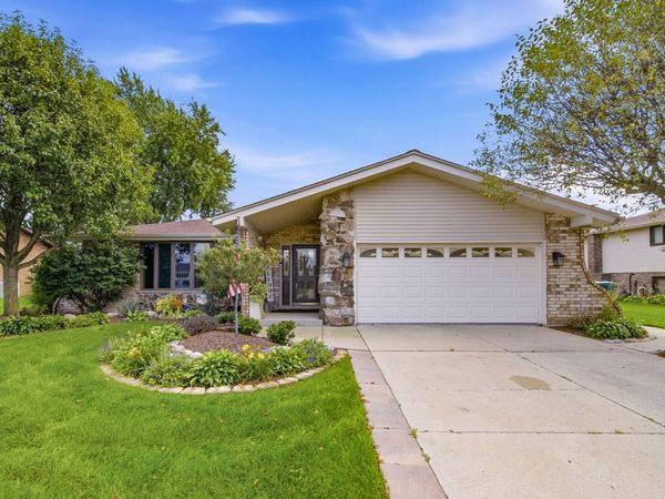 8129 Bob O Link Road , Orland Park, IL 60462