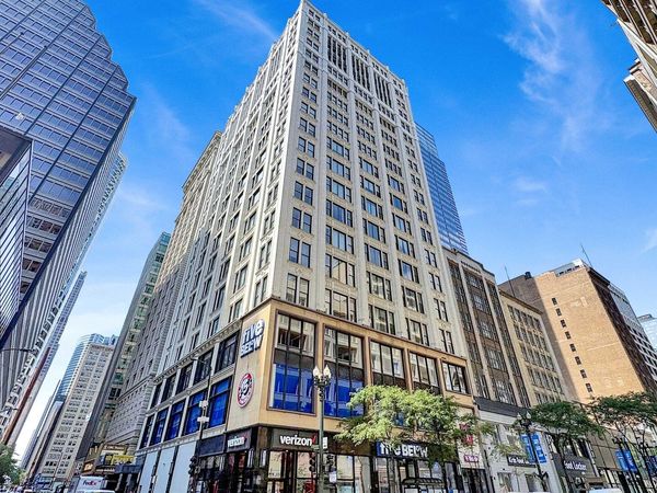 8 W Monroe Street, Unit 2001, Chicago, IL 60603