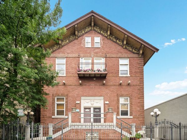 2350 N Kedzie Avenue, Unit H, Chicago, IL 60647