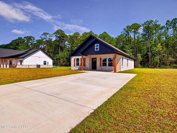 3419 Raintree Drive, Gautier, MS 39553
