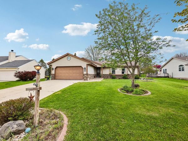 W163N10528 Ridgeview LANE, Germantown, WI 53022