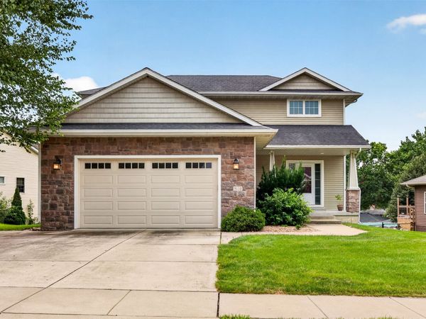 5110 Sawyers Drive , Des Moines, IA 50310