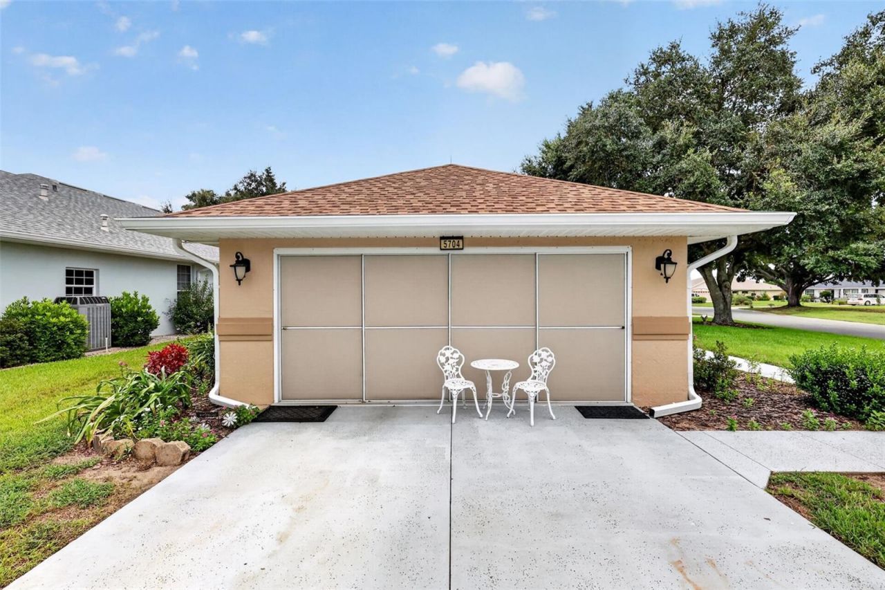 5704 King James Avenue, Leesburg, FL 34748 Photo