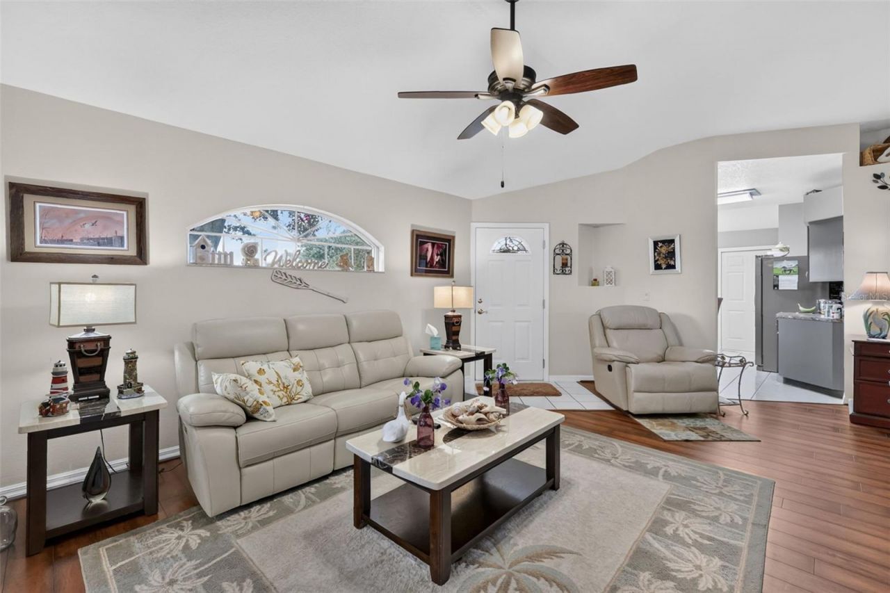 5704 King James Avenue, Leesburg, FL 34748 Photo