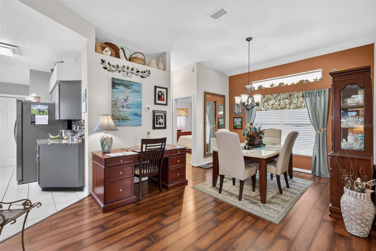 5704 King James Avenue, Leesburg, FL 34748 Photo