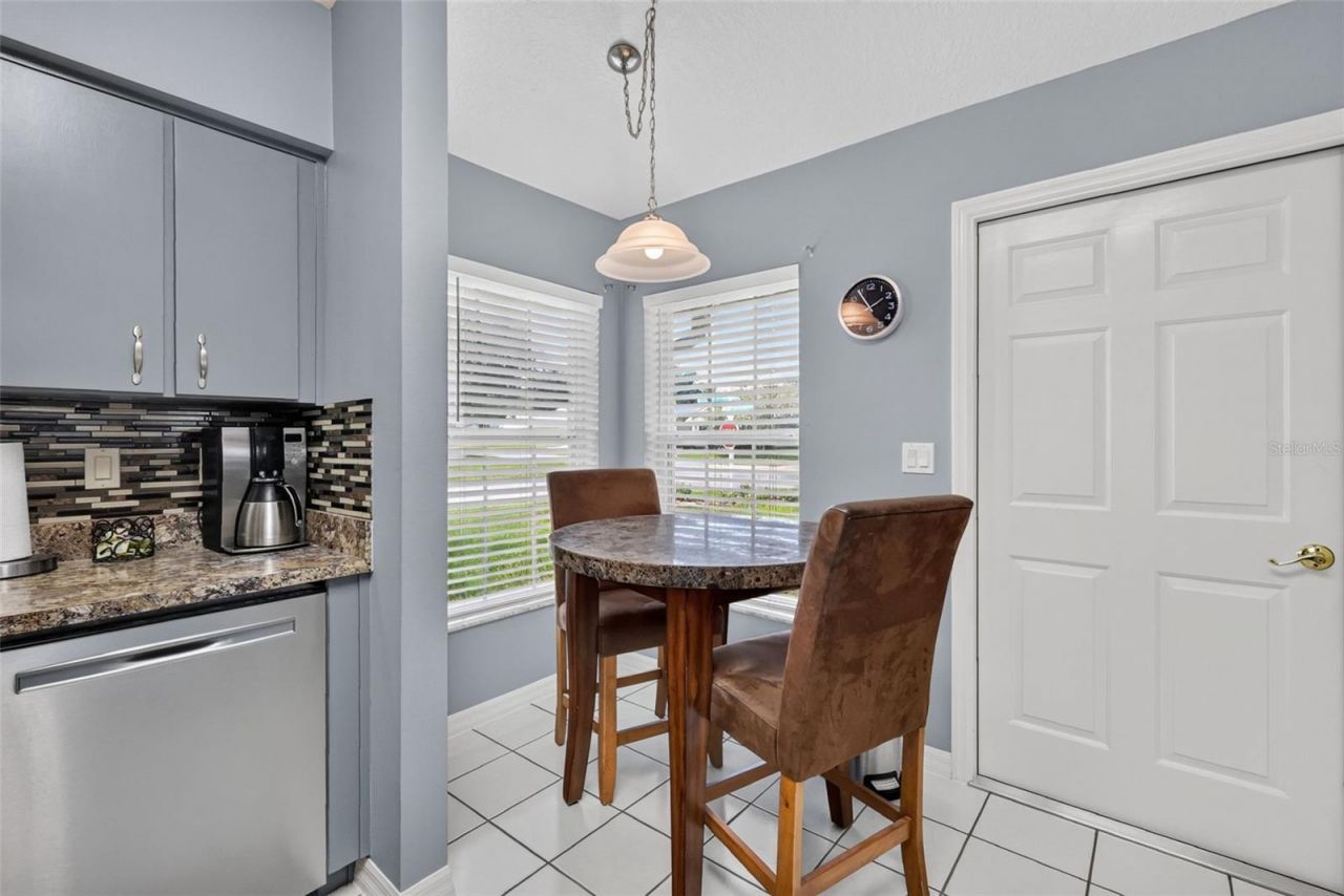 5704 King James Avenue, Leesburg, FL 34748 Photo