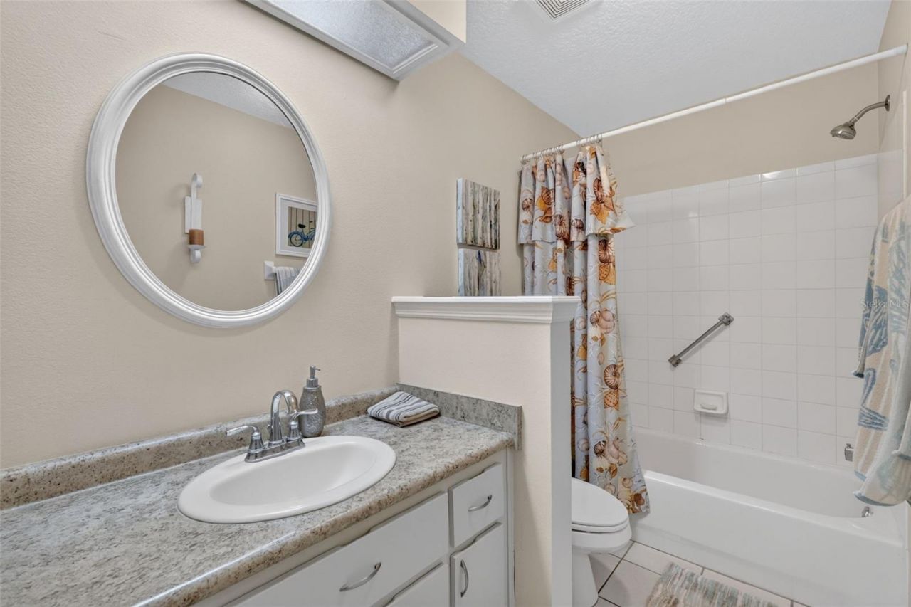 5704 King James Avenue, Leesburg, FL 34748 Photo
