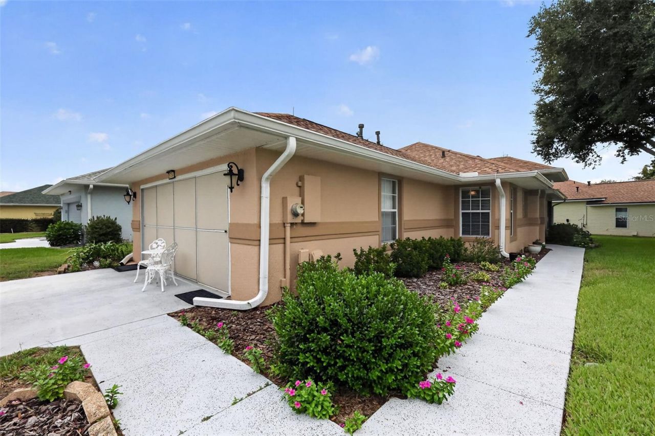 5704 King James Avenue, Leesburg, FL 34748 Photo