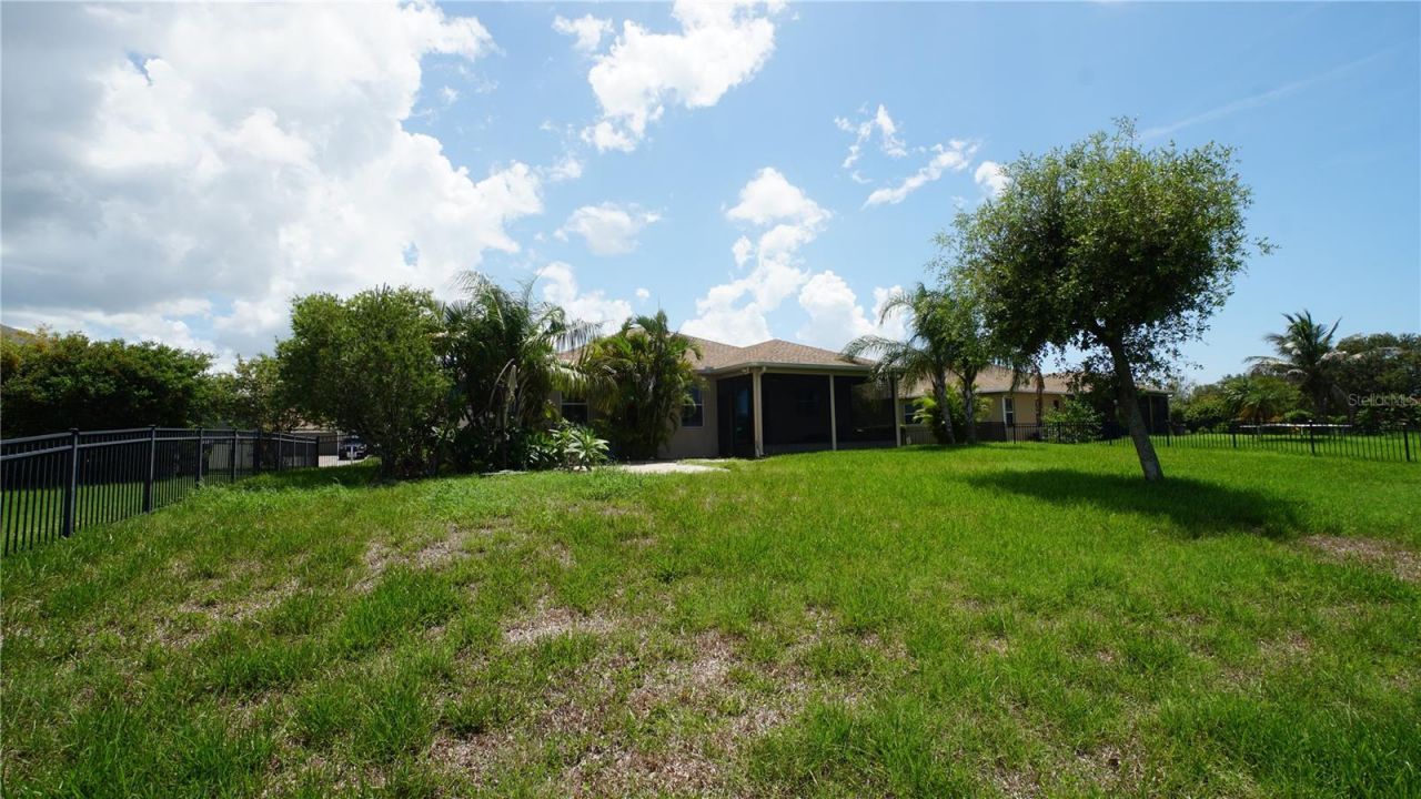 222 Star Shell Drive, Apollo Beach, FL 33572 Photo