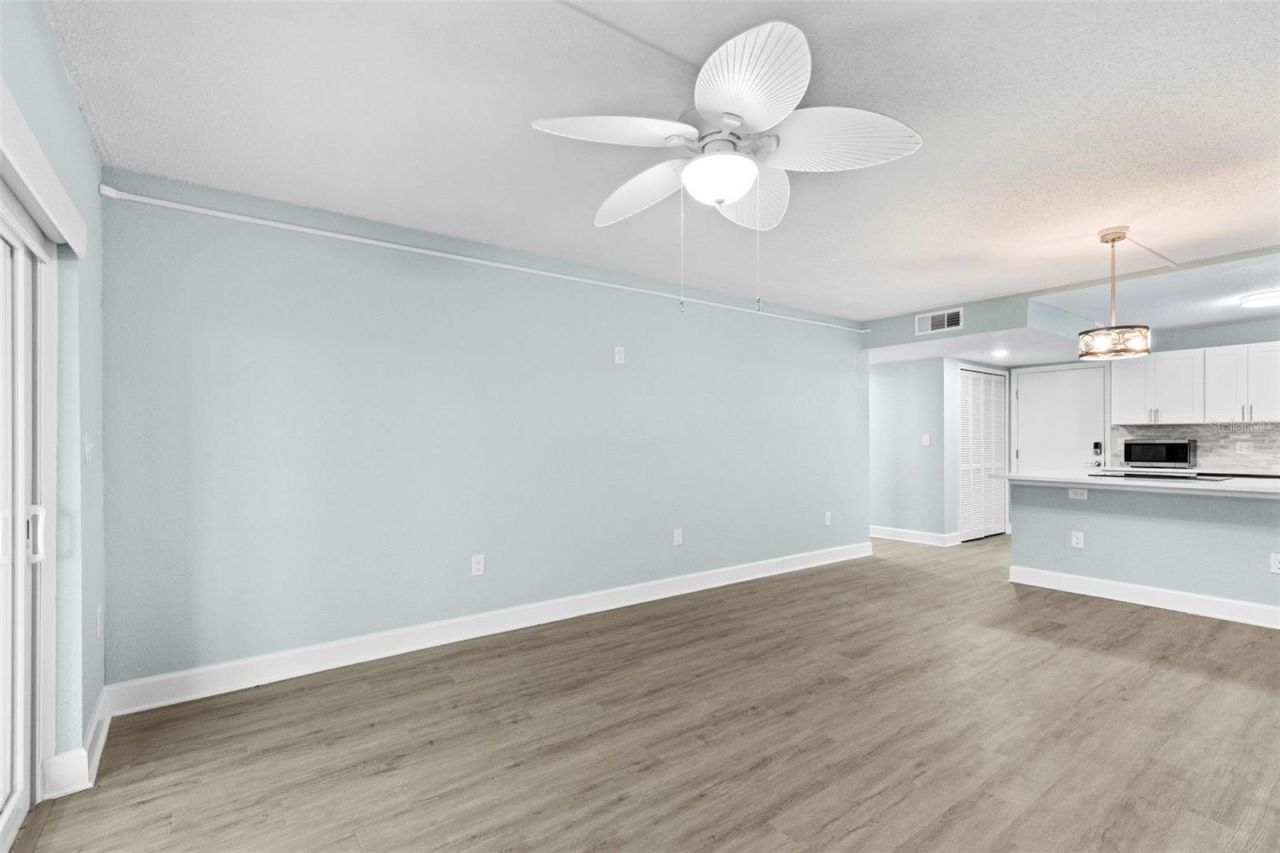 17035 Gulf Boulevard, Unit 116, North Redington Beach, FL 33708 Photo