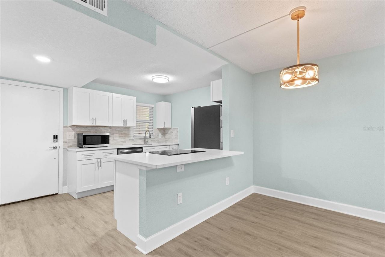 17035 Gulf Boulevard, Unit 116, North Redington Beach, FL 33708 Photo