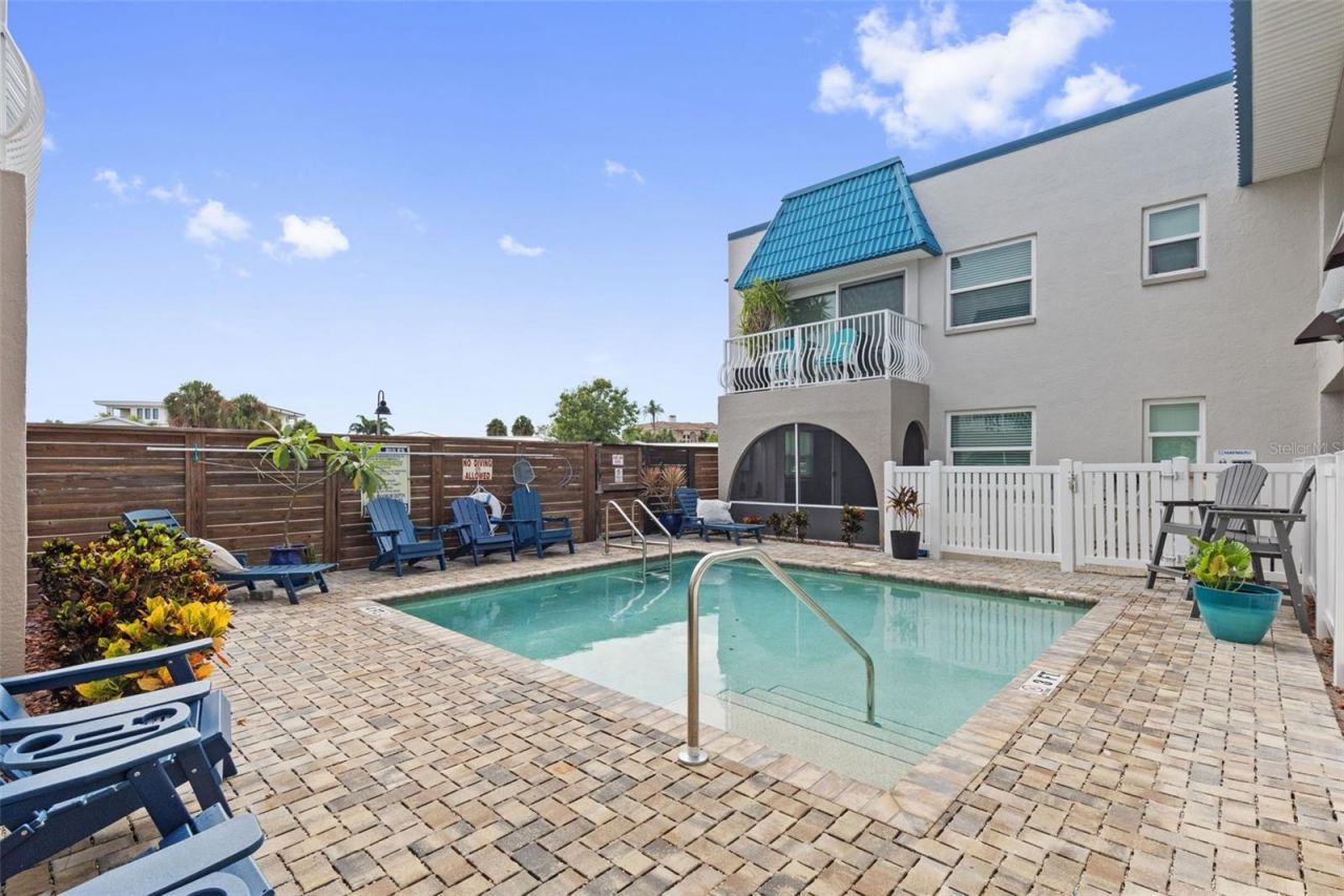 17035 Gulf Boulevard, Unit 116, North Redington Beach, FL 33708 Photo