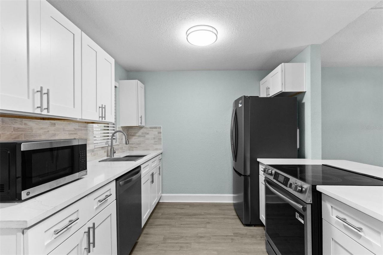 17035 Gulf Boulevard, Unit 116, North Redington Beach, FL 33708 Photo