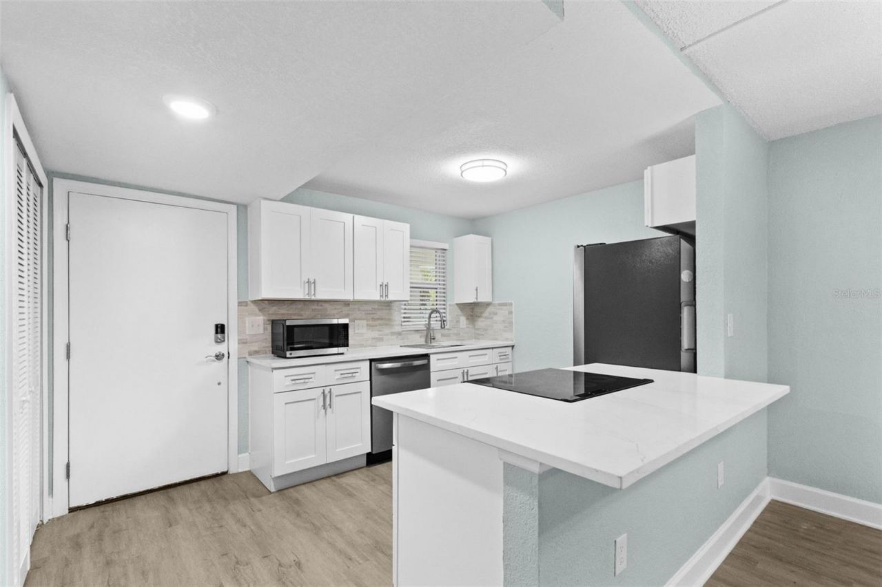 17035 Gulf Boulevard, Unit 116, North Redington Beach, FL 33708 Photo