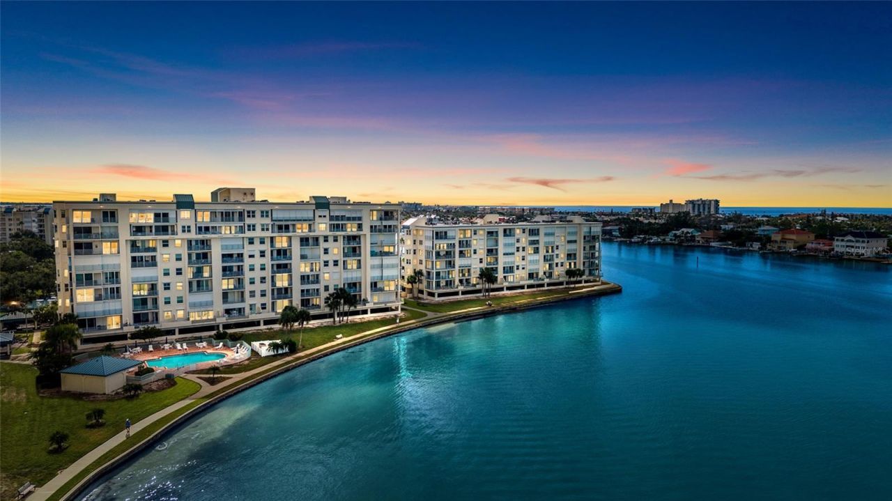 7932 Sailboat Key Boulevard S, Unit 804, South Pasadena, FL 33707 Photo