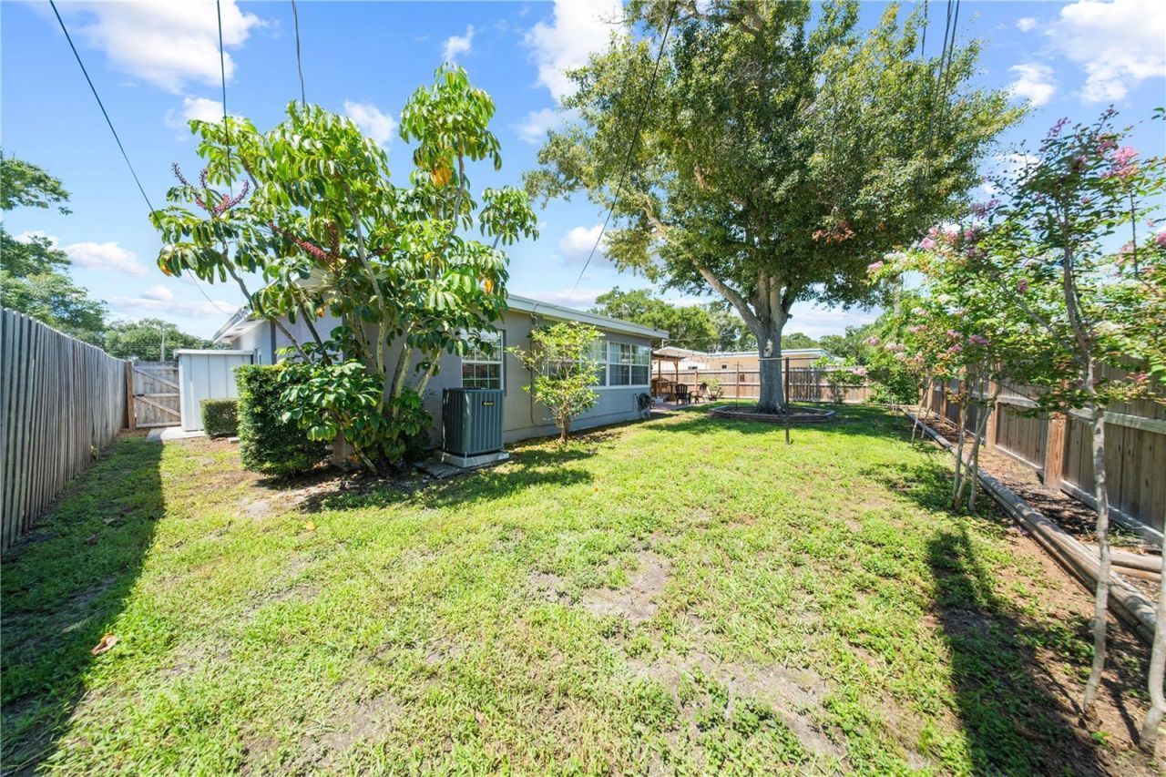 5920 49th Avenue N, Kenneth City, FL 33709 Photo
