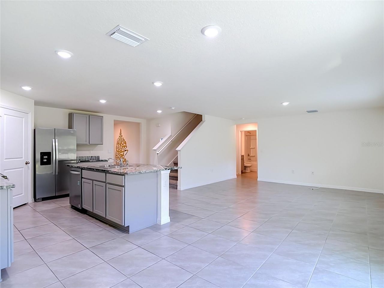 7737 Rosewood Garden Loop, Tampa, FL 33637 Photo