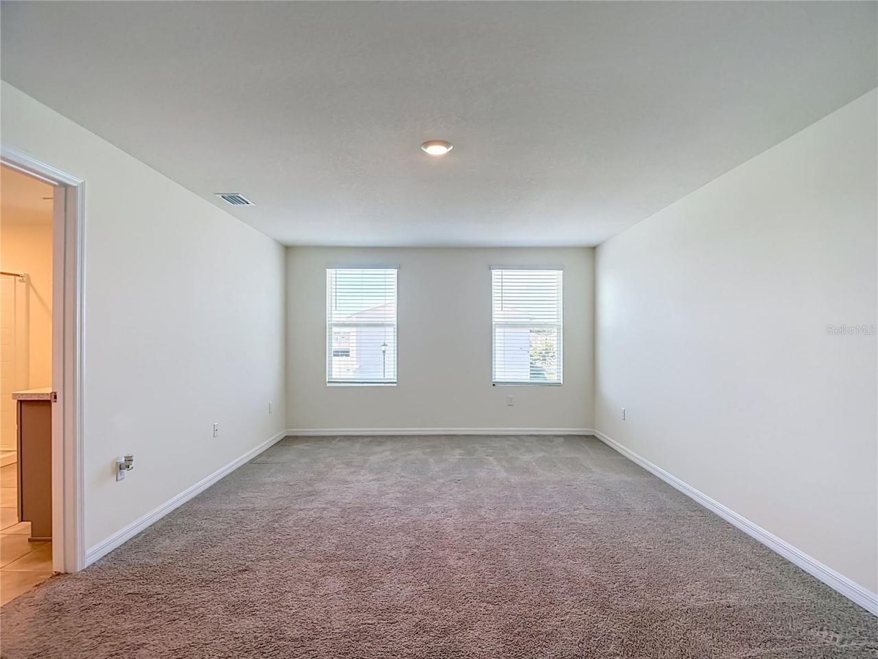 7737 Rosewood Garden Loop, Tampa, FL 33637 Photo