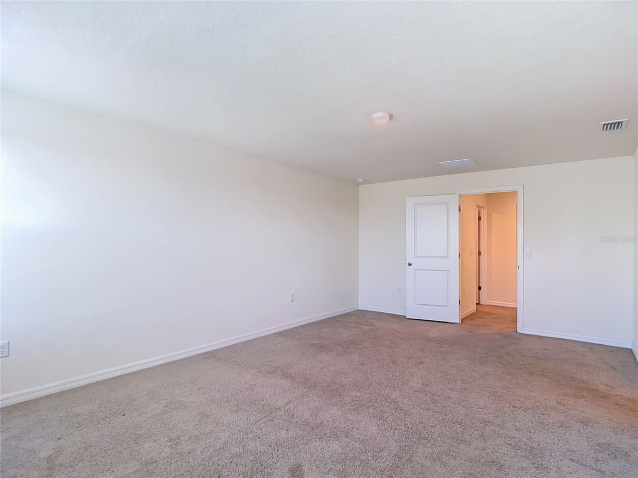 7737 Rosewood Garden Loop, Tampa, FL 33637 Photo