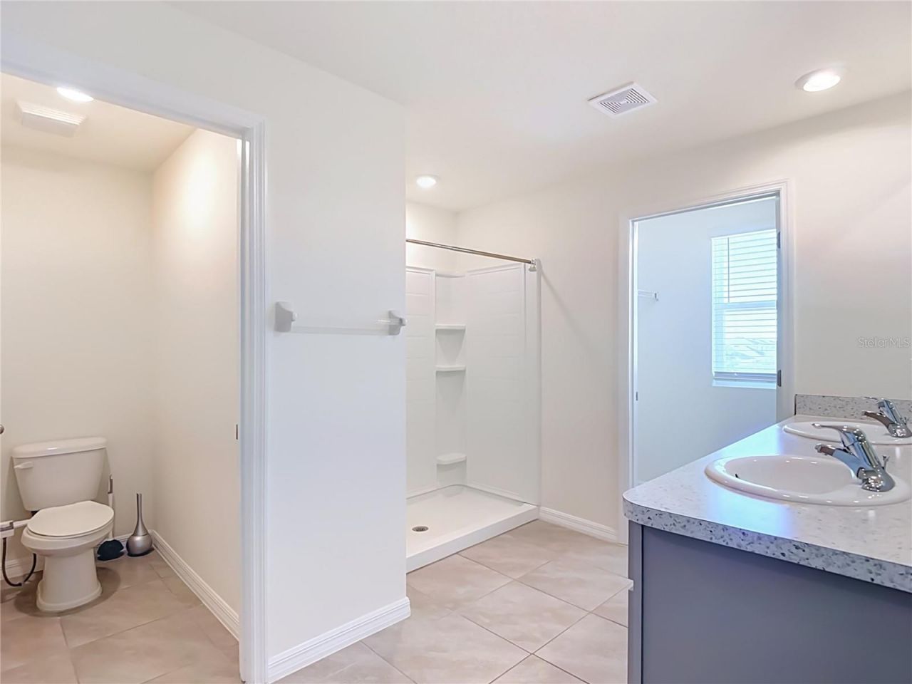 7737 Rosewood Garden Loop, Tampa, FL 33637 Photo