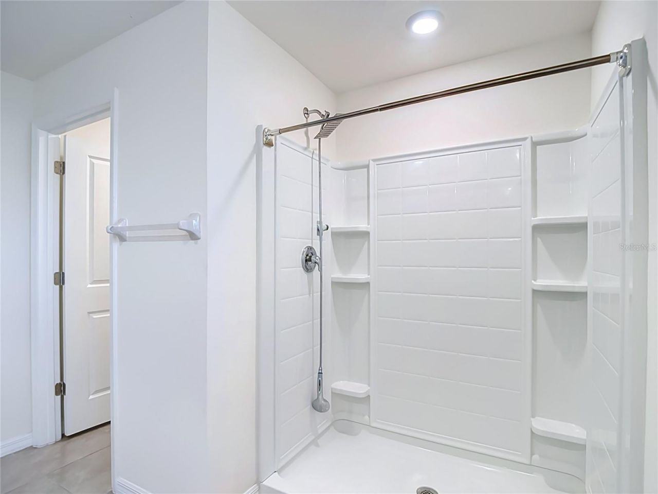7737 Rosewood Garden Loop, Tampa, FL 33637 Photo