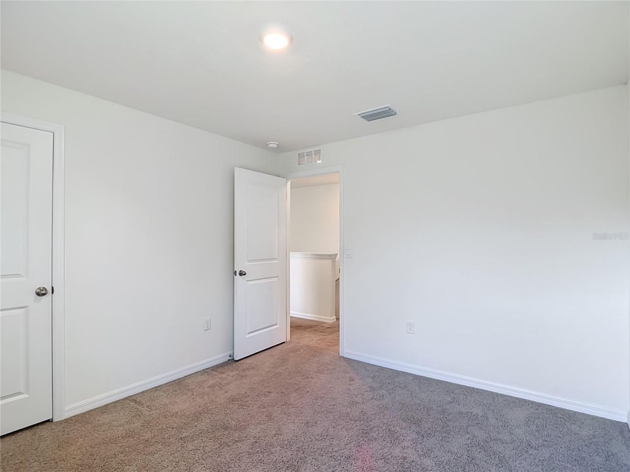 7737 Rosewood Garden Loop, Tampa, FL 33637 Photo