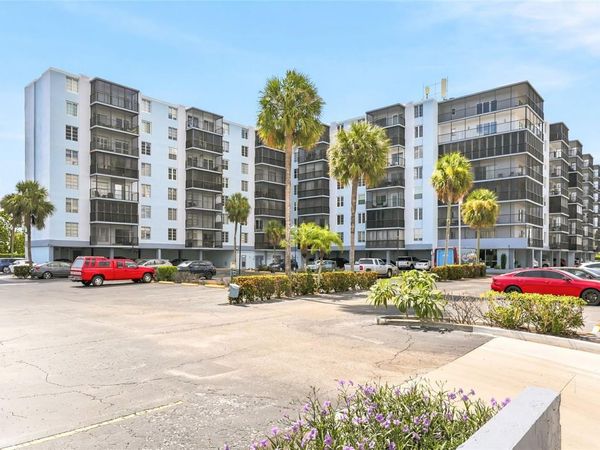 2901 26TH STREET W, Unit 818, BRADENTON, FL 34205