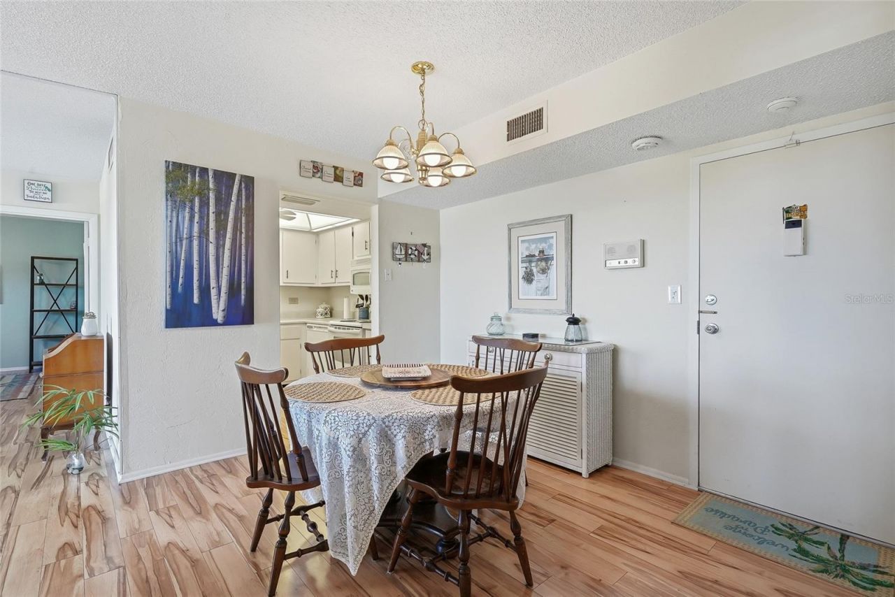 2901 26th Street W, Unit 818, Bradenton, FL 34205 Photo