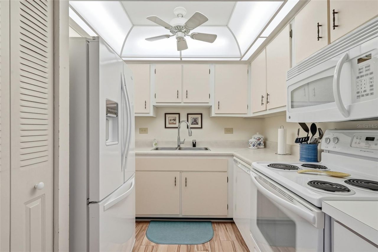 2901 26th Street W, Unit 818, Bradenton, FL 34205 Photo