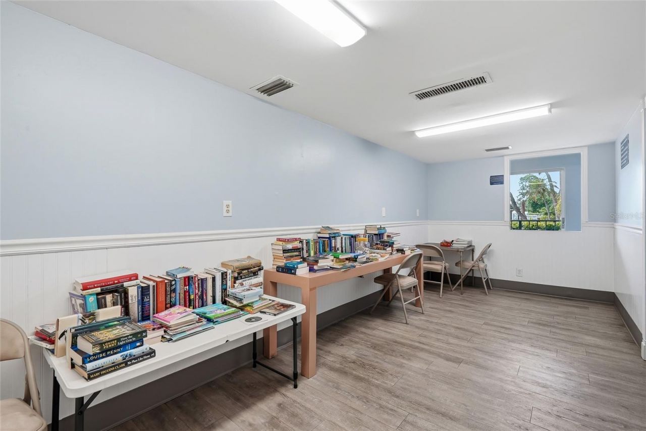 2901 26th Street W, Unit 818, Bradenton, FL 34205 Photo