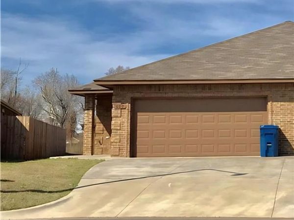 699 NE 20th Terrace, Newcastle, OK 73065