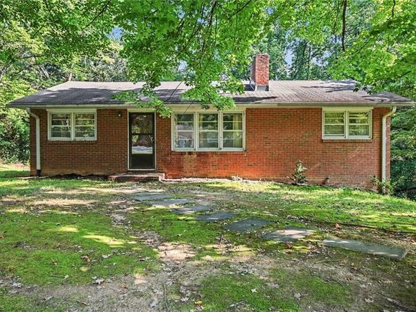 1313 Ada Avenue , Winston-Salem, NC 27105