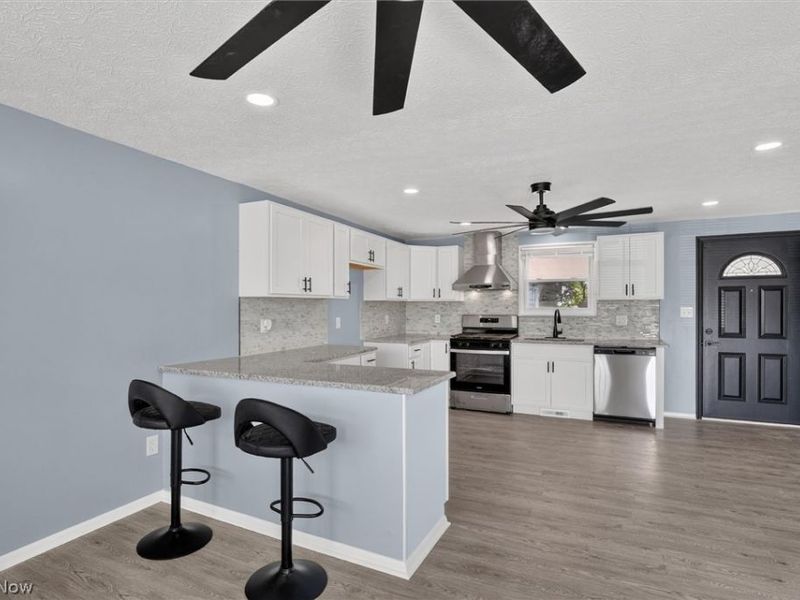 4036 Leavitt Road, Lorain, OH 44053 Photo 18