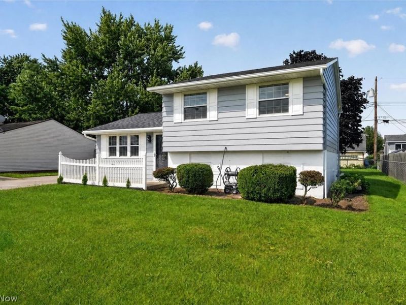 4036 Leavitt Road, Lorain, OH 44053 Photo 3