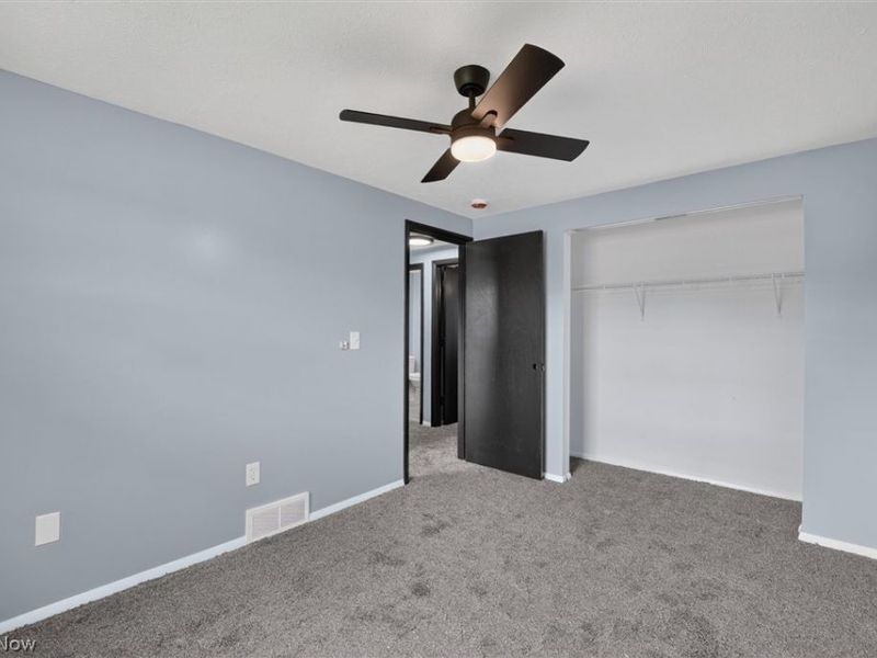 4036 Leavitt Road, Lorain, OH 44053 Photo 35