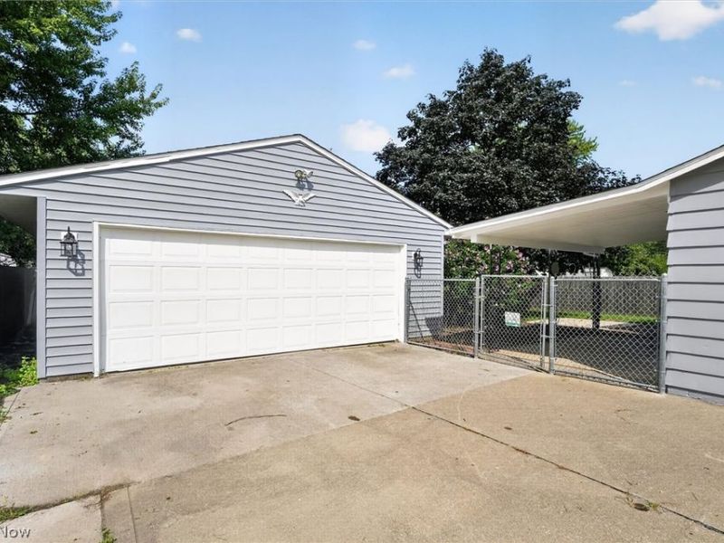 4036 Leavitt Road, Lorain, OH 44053 Photo 48