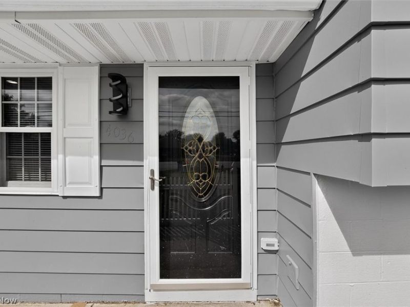 4036 Leavitt Road, Lorain, OH 44053 Photo 6