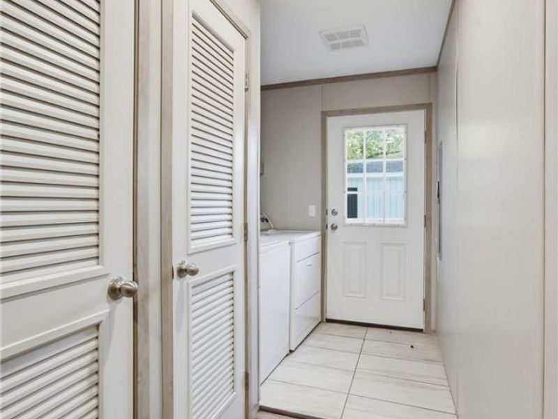 4516 Navarre Road SW, Unit 13, Canton, OH 44706 Photo 10