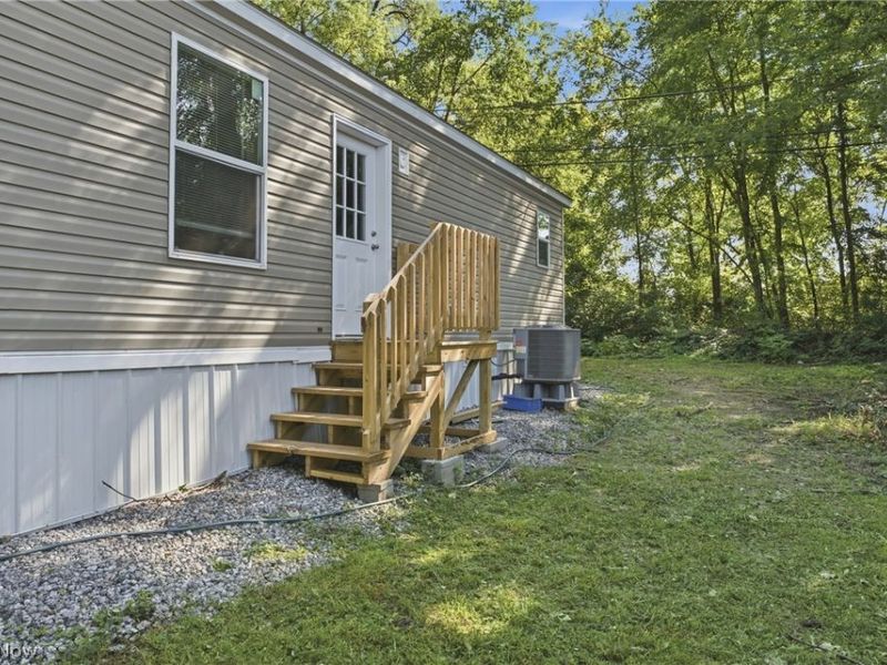 4516 Navarre Road SW, Unit 13, Canton, OH 44706 Photo 30