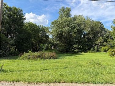 6th Street SE, Canton, OH 44707